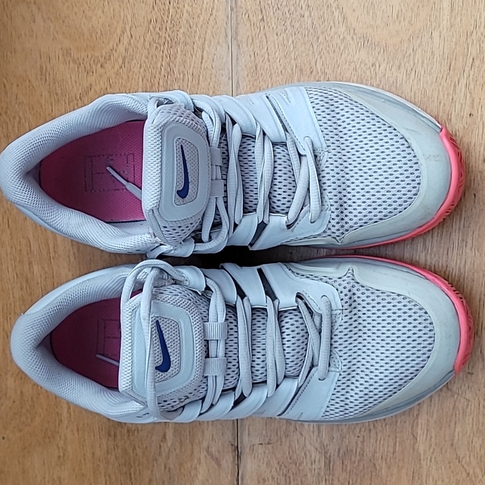 Nike Athletic Shoes sz 12